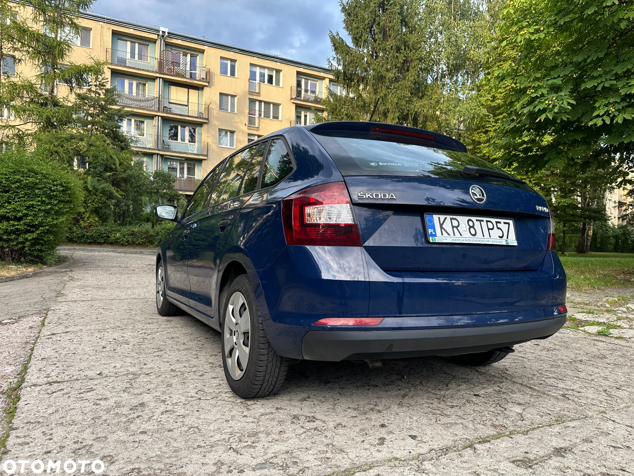Skoda RAPID Spb 1.0 TSI Active - 2