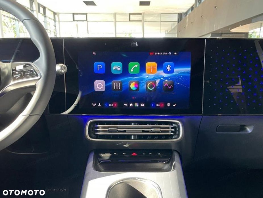 Mercedes-Benz GLB - 8