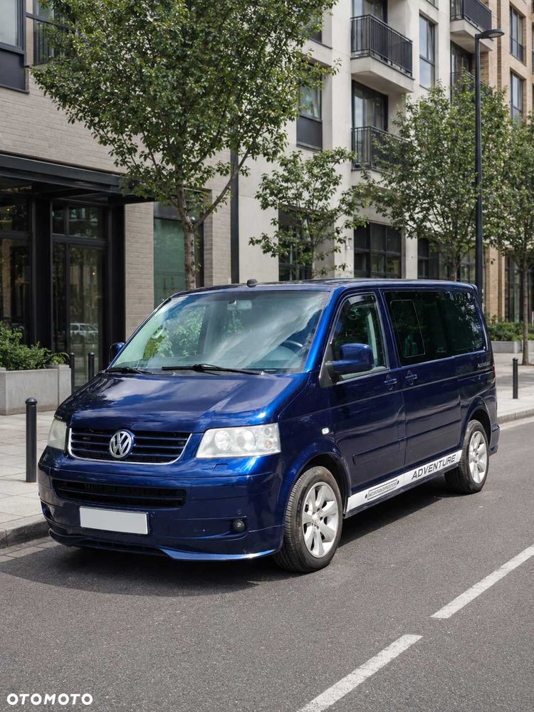 Volkswagen Multivan - 1