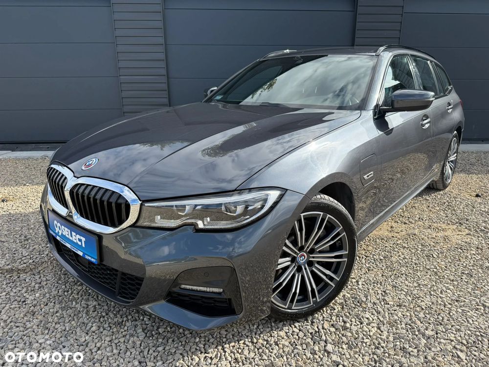 BMW Seria 3 330e PHEV M Sport sport