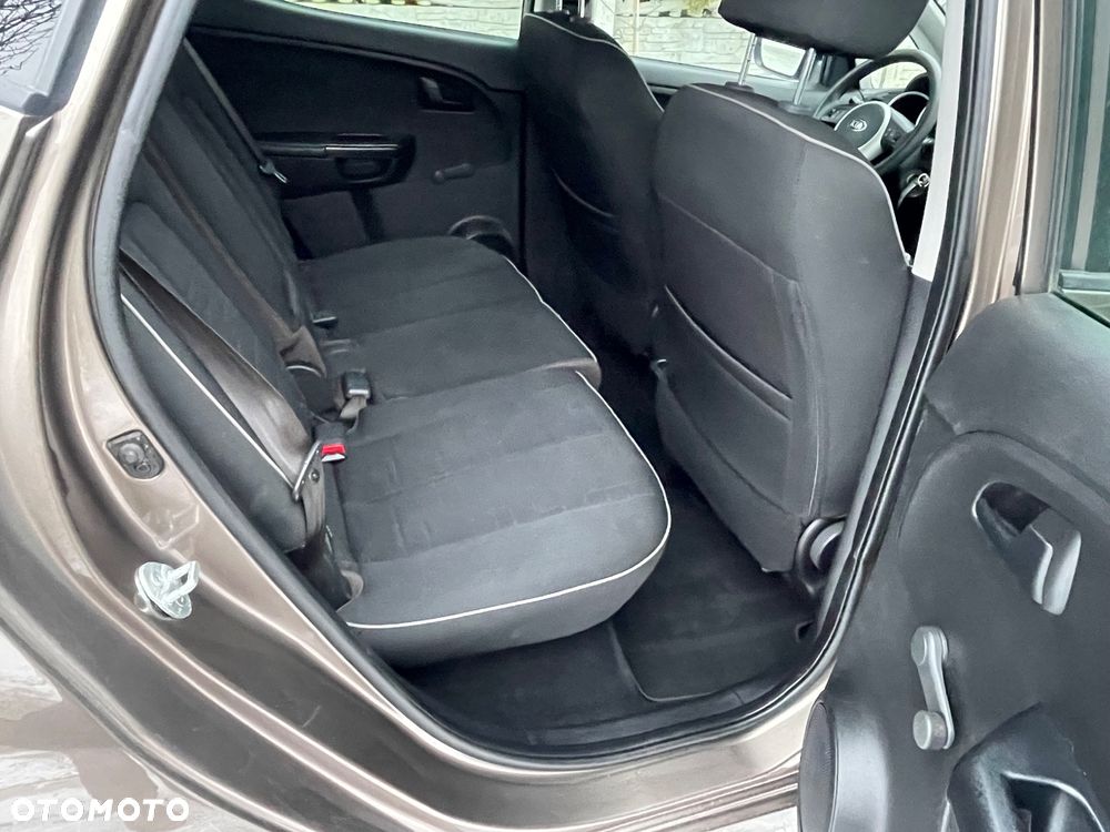 Kia Venga 1.6 CVVT Platinum Edition - 7