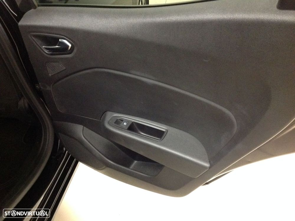 Renault Clio 1.0 TCe Techno - 26