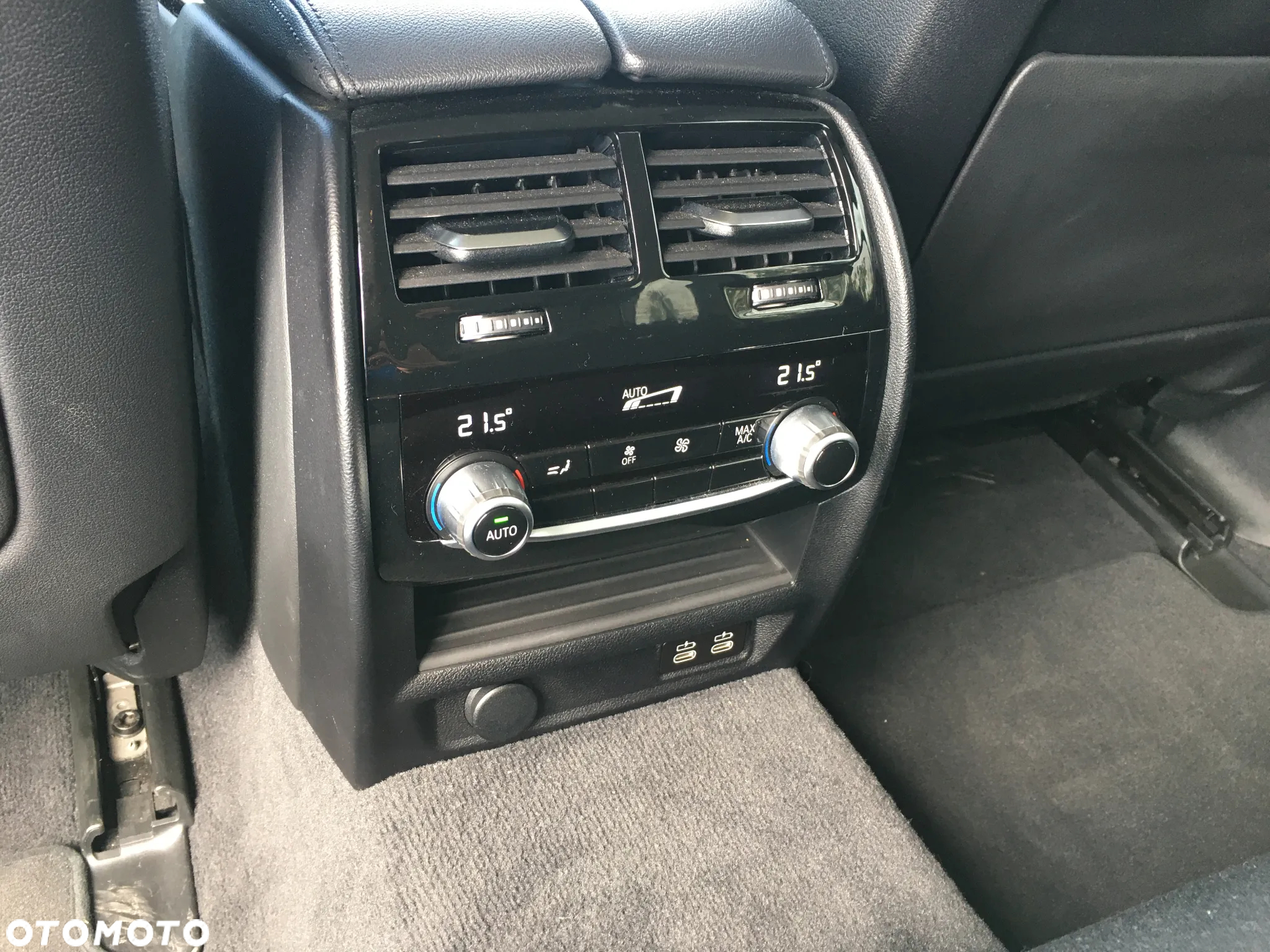 BMW Seria 5 520d xDrive Touring - 10