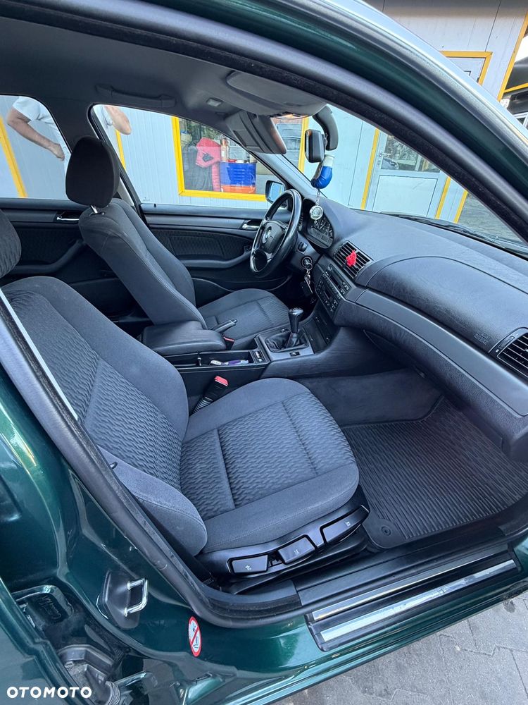 BMW Seria 3 320d - 6