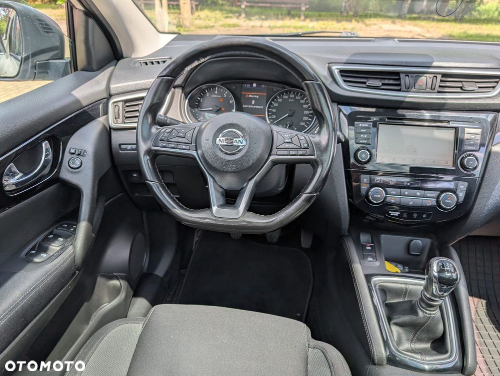 Nissan Qashqai 1.3 DIG-T N-Connecta - 22