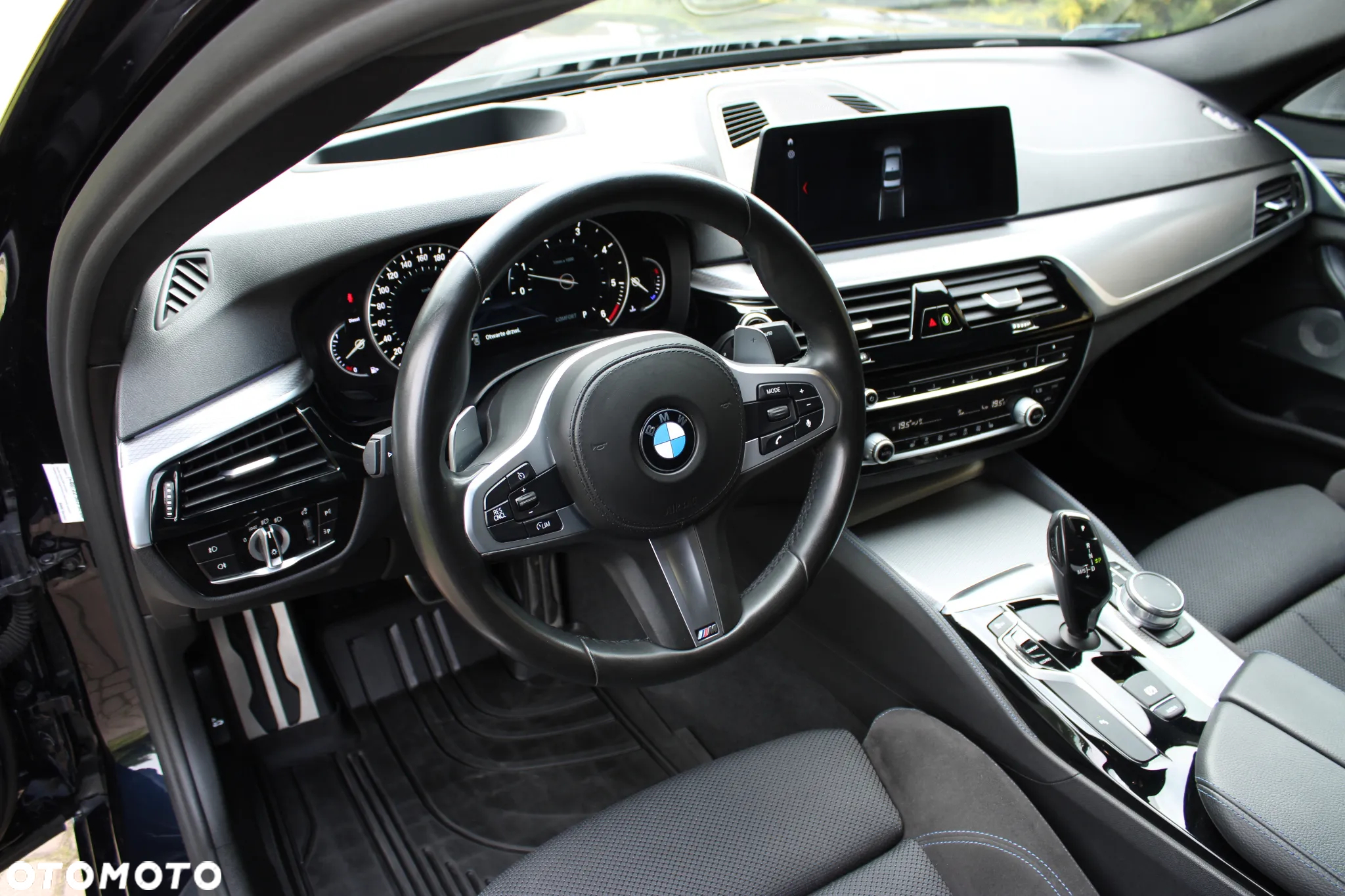 BMW Seria 5 530d xDrive M Sport sport - 16