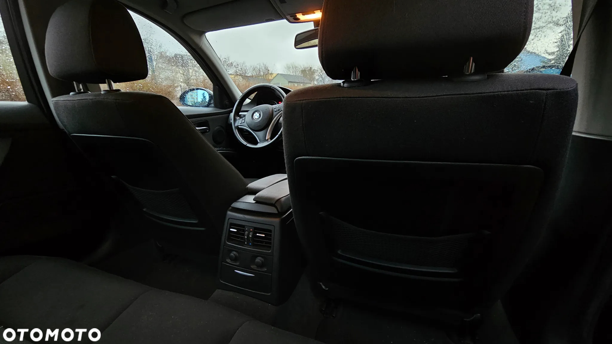 BMW Seria 3 318i - 18