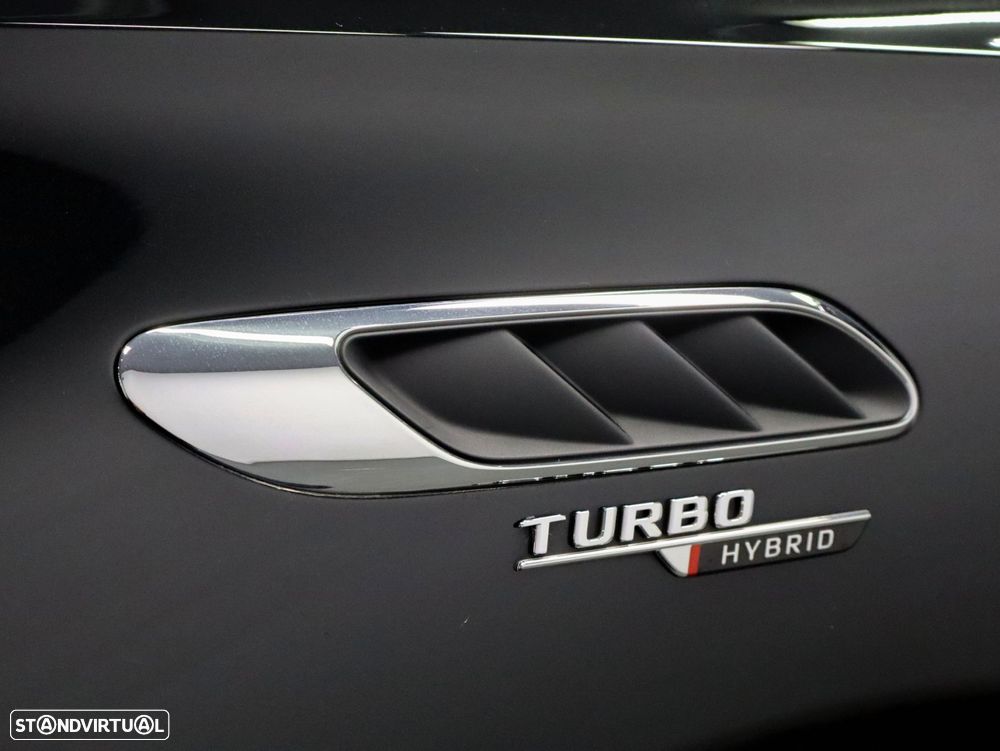 Mercedes-Benz E 53 AMG Hybrid 4Matic+ - 28