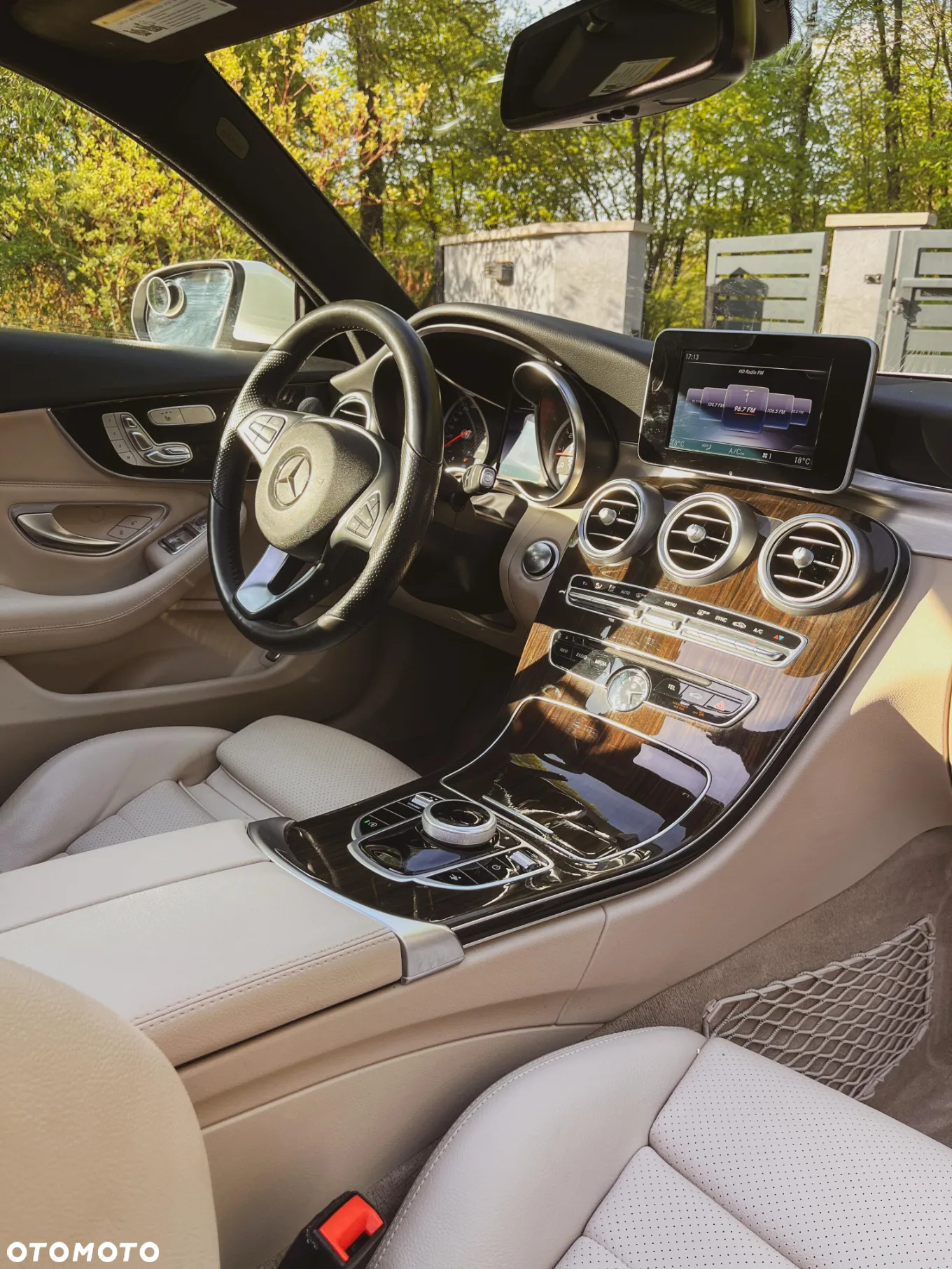 Mercedes-Benz Klasa C 300 9G-TRONIC - 5