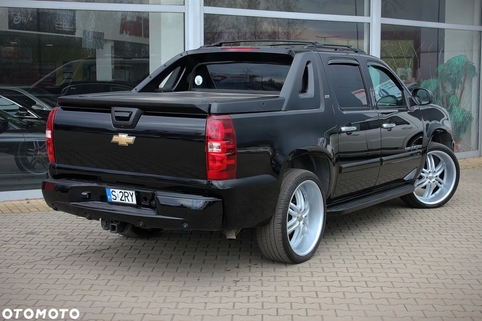 Chevrolet Avalanche 5.3 LS - 1