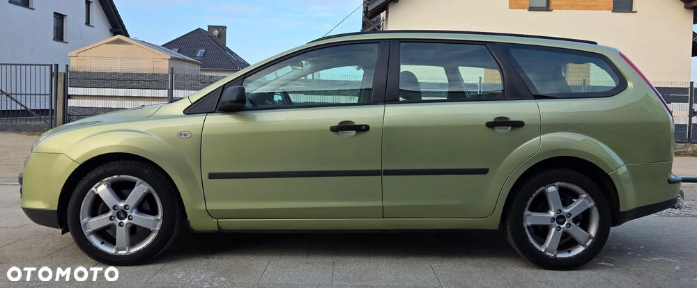 Ford Focus SW 1.6 Turnier Futura - 9