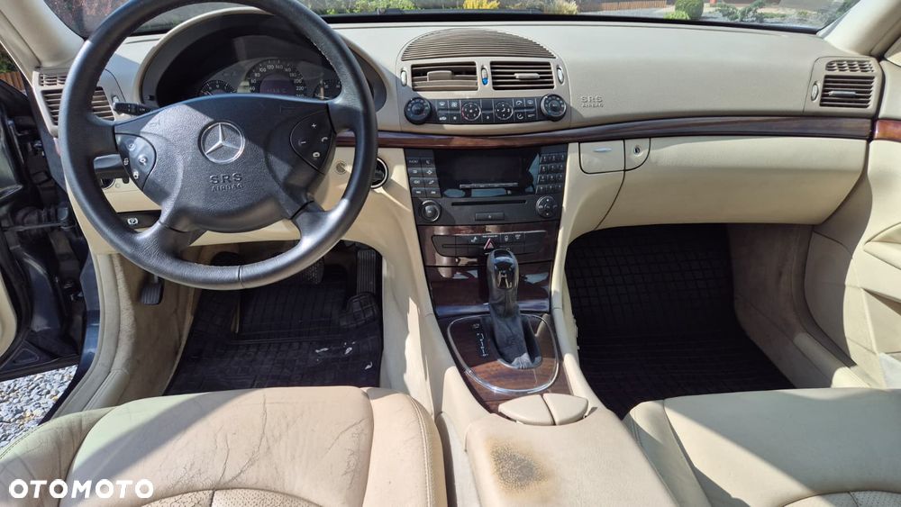 Mercedes-Benz Klasa E 220 CDI Automatik Classic - 16