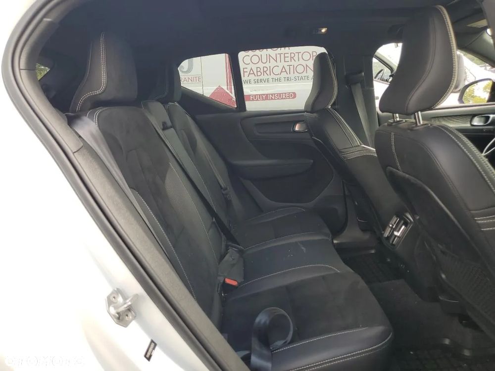 Volvo XC 40 T5 AWD R-Design - 12