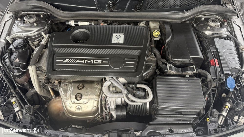 Mercedes-Benz A 45 AMG 4-Matic - 43