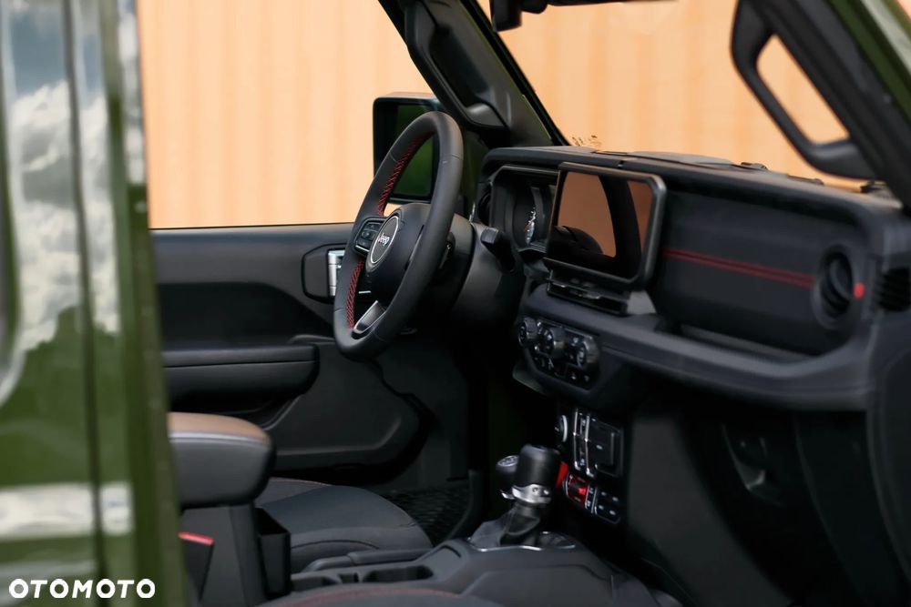 Jeep Wrangler - 16