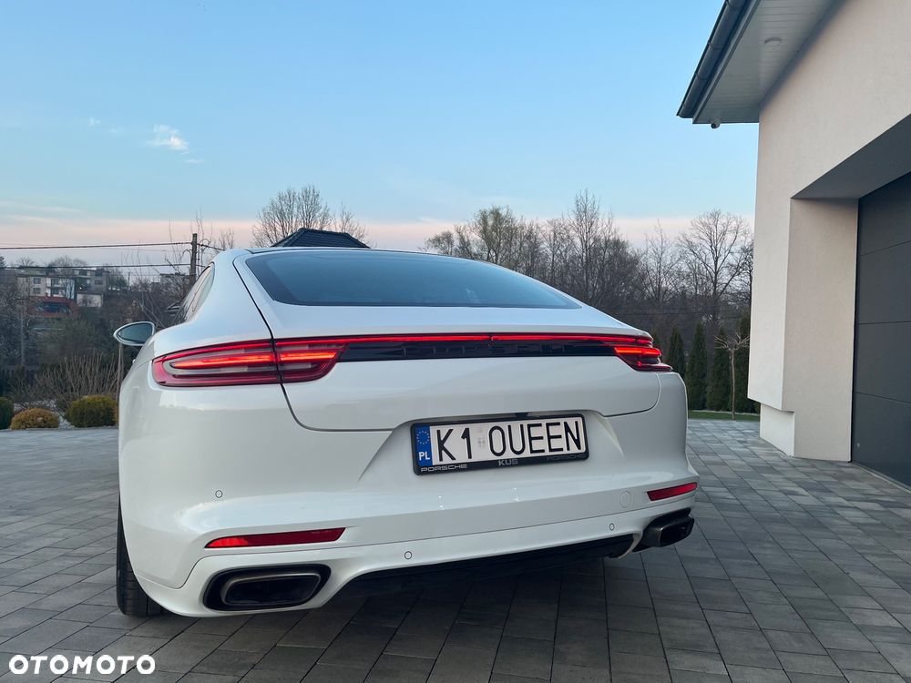 Porsche Panamera 4 - 13