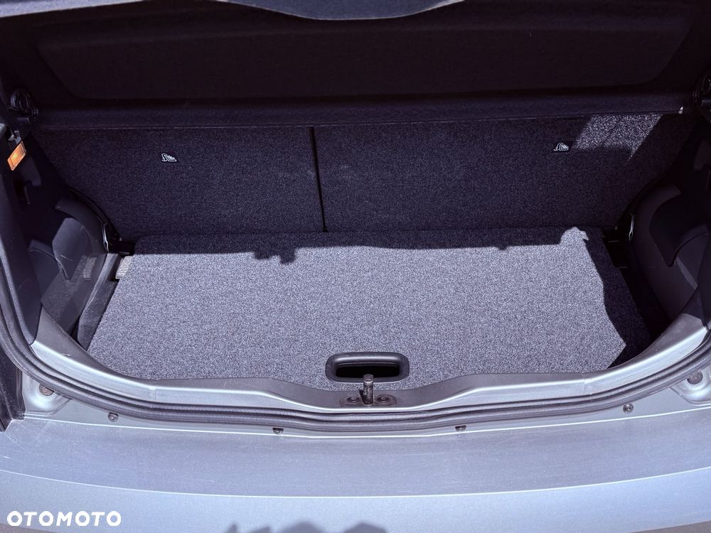 Volkswagen up! - 8