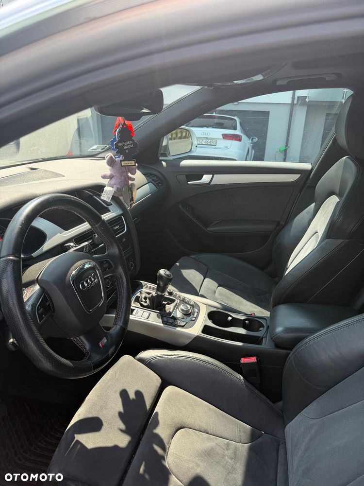 Audi A4 Avant 2.0 TDI - 5