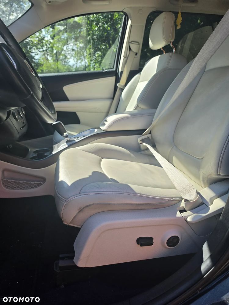 Fiat Freemont 2.0 Multijet Lounge AWD - 4