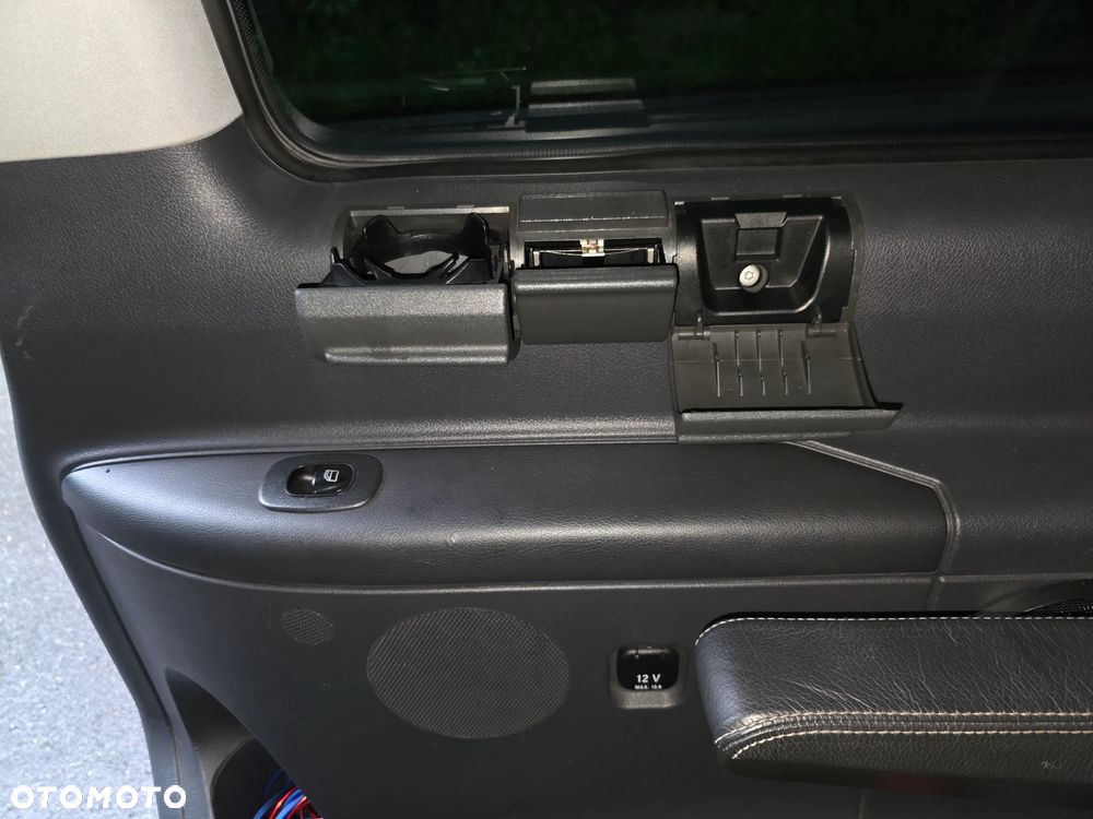 Mercedes-Benz Viano 3.0 CDI lang Automatik X-CLUSIVE DPF - 12