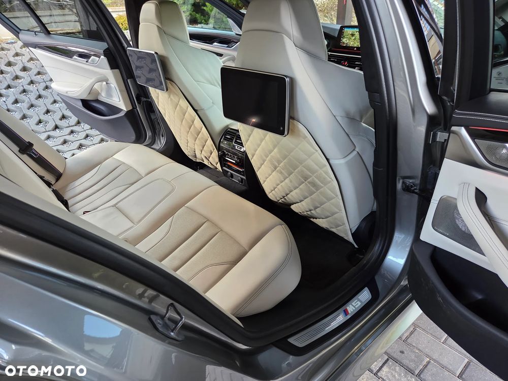 BMW M5 Standard - 24