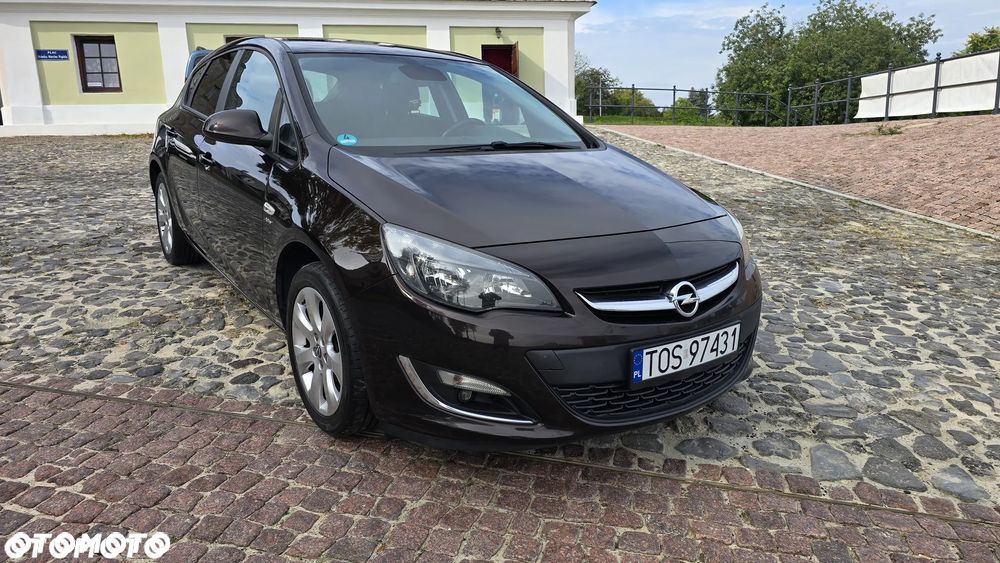 Opel Astra 1.4 Turbo - 12