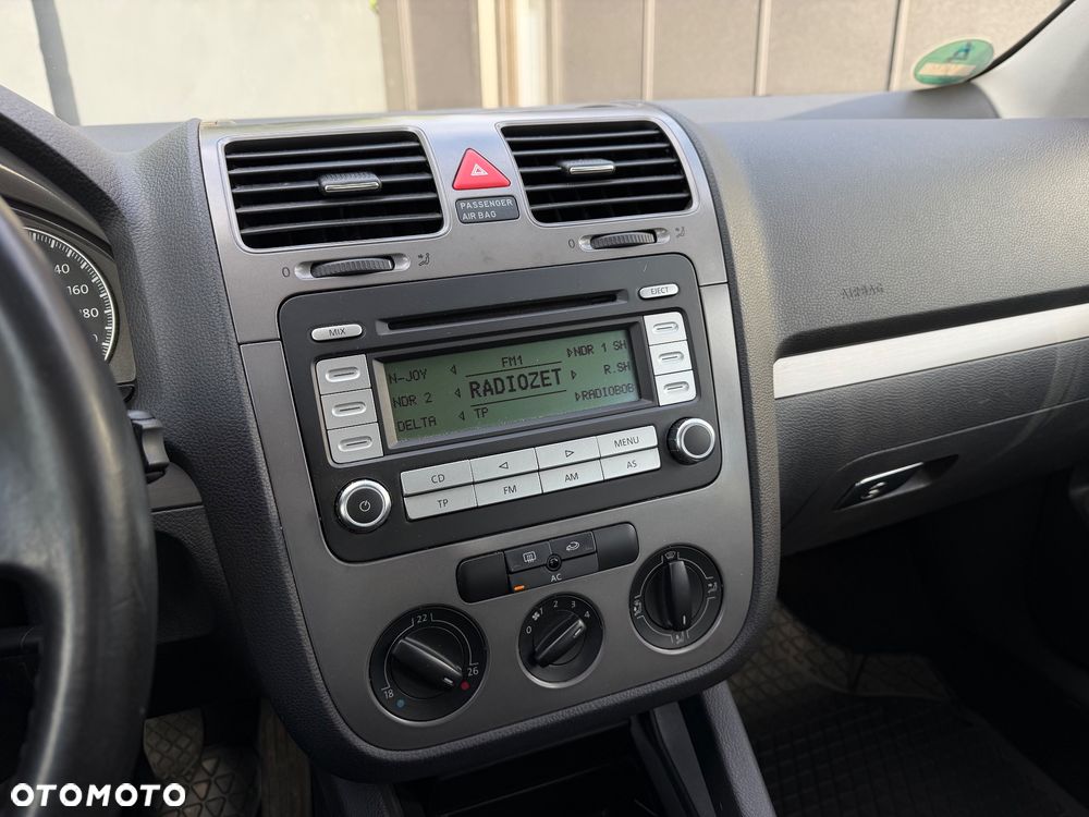 Volkswagen Golf 1.4 Team - 17