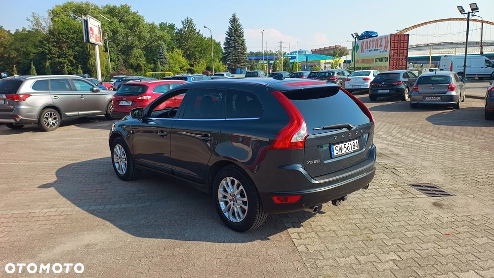 Volvo XC 60 D5 AWD Summum - 5