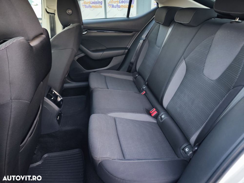 Skoda Octavia 2.0 TDI Ambition - 6