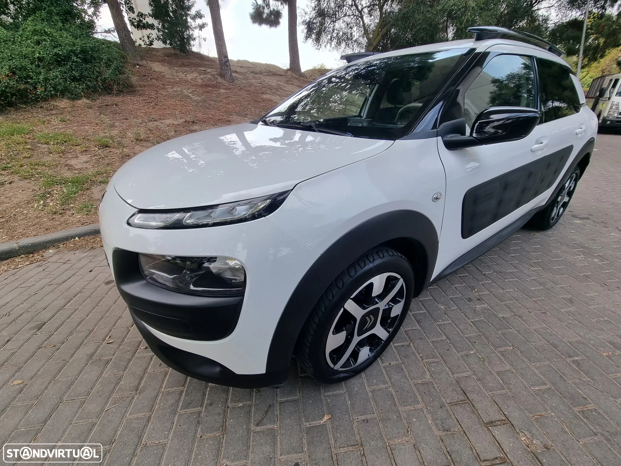 Citroën C4 Cactus 1.6 BlueHDi Feel J17 - 11
