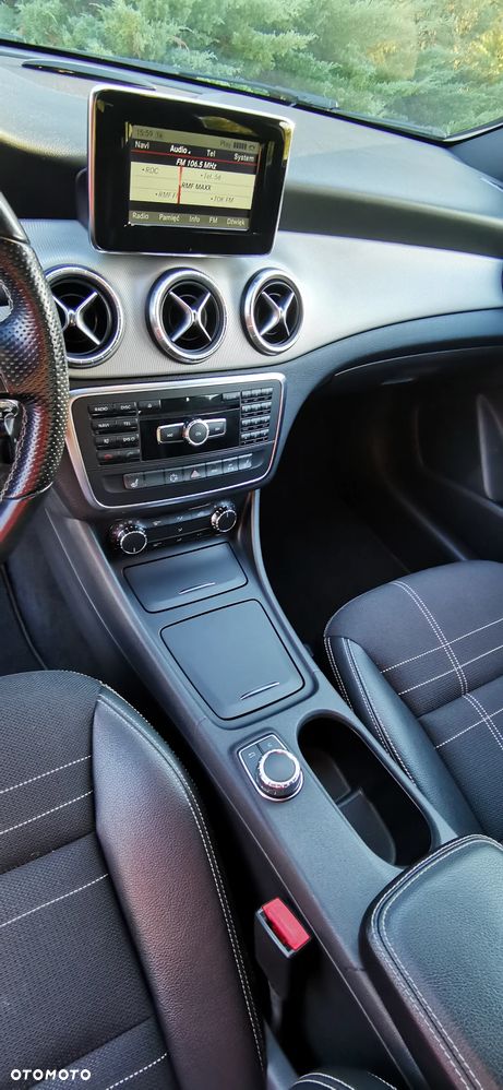 Mercedes-Benz CLA - 8