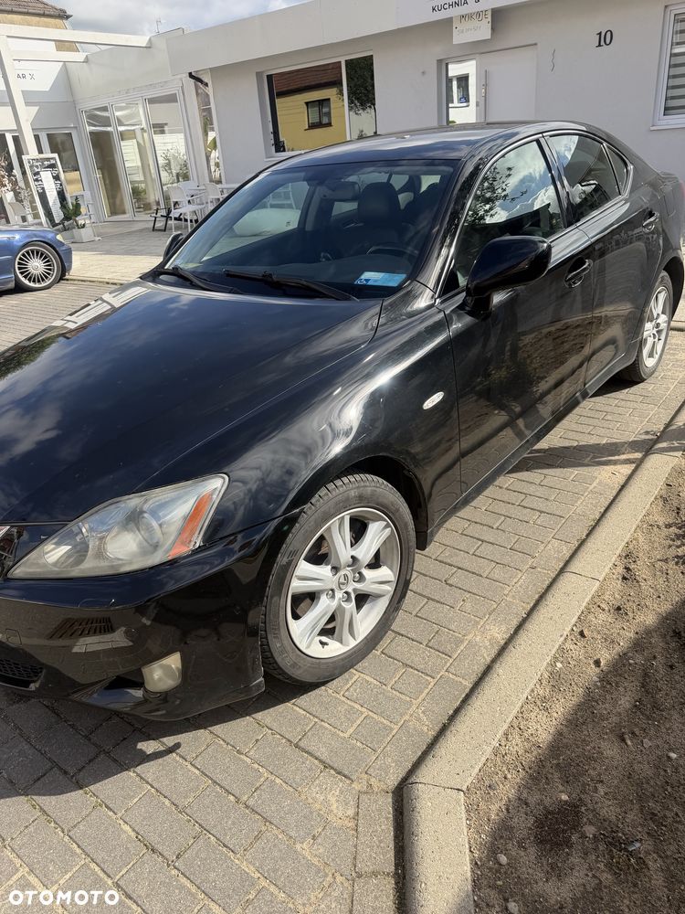 Lexus IS - 5