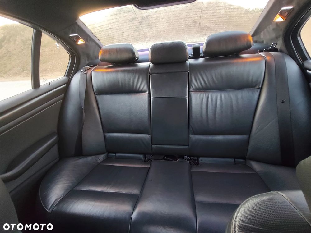 BMW Seria 3 320i - 16