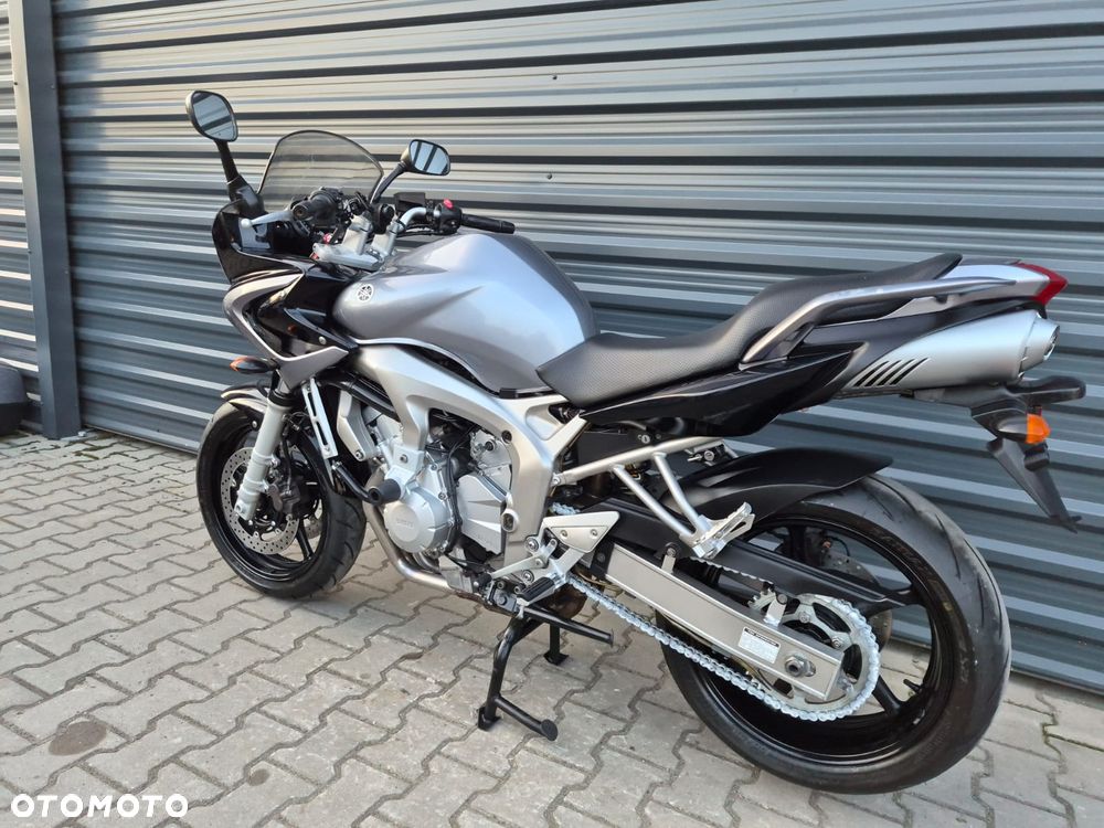 Yamaha FZ6 - 7