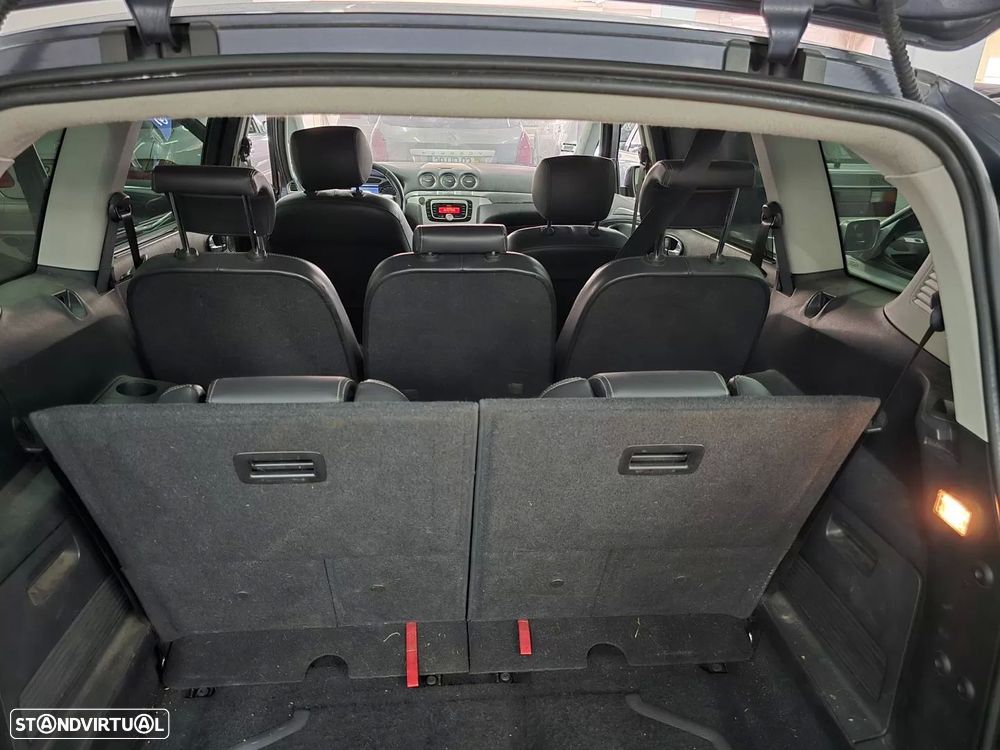 Ford S-Max 1.8 TDCi Titanium 7L - 11