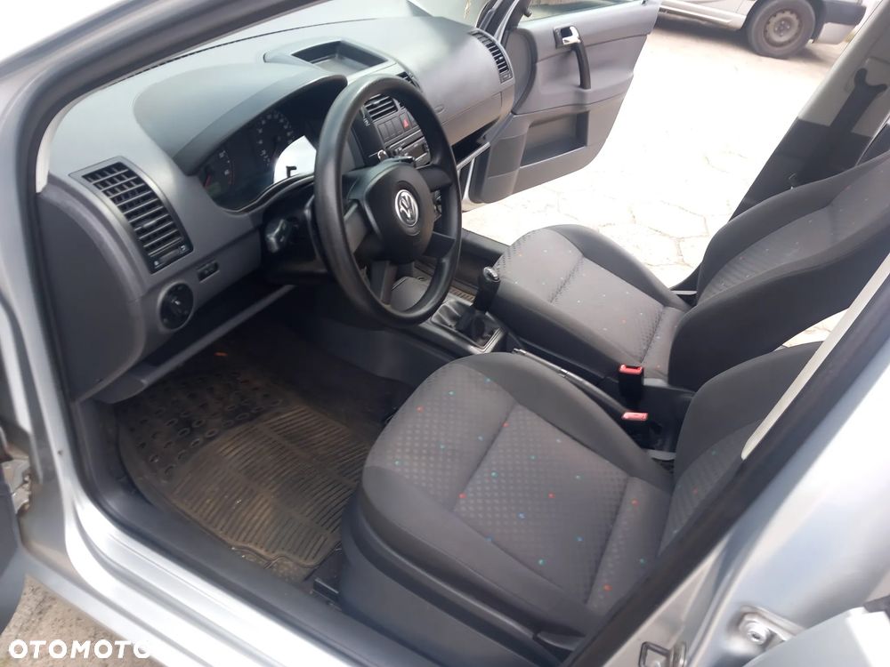 Volkswagen Polo 1.2 Comfortline - 22