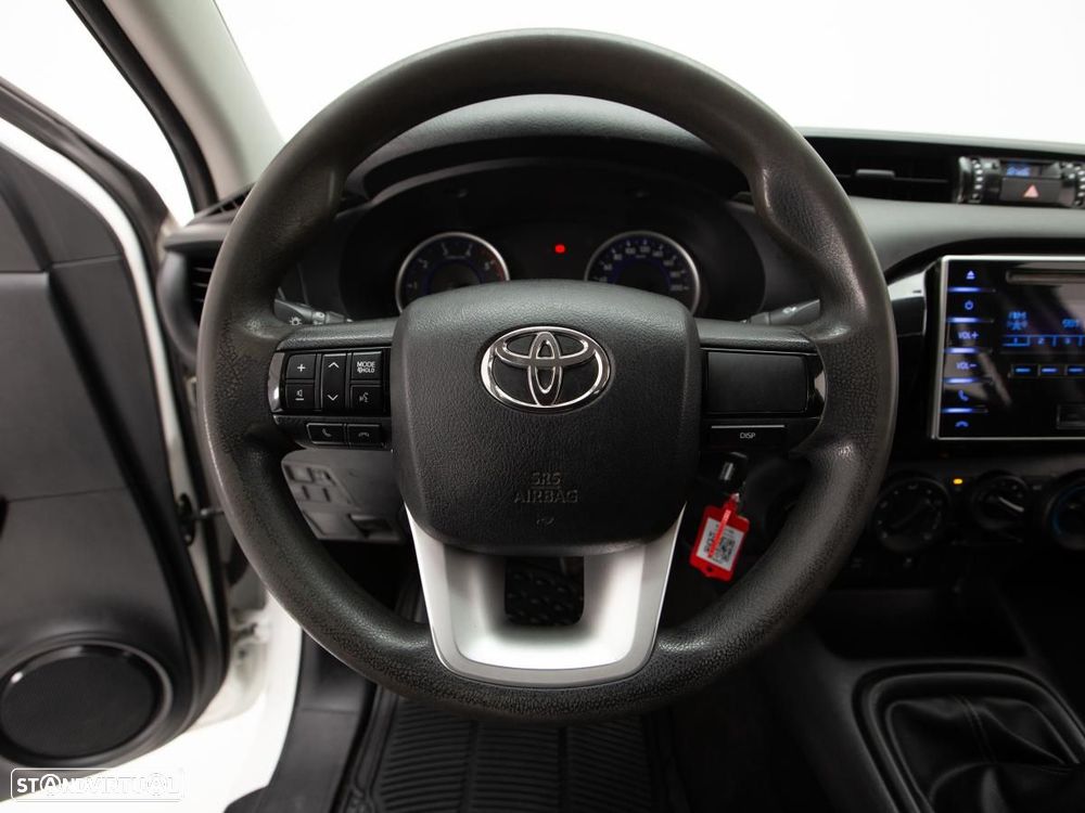 Toyota Hilux 2.4 D-4D 4WD DOUBLE CAB c/IVA - 14