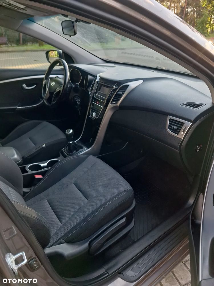 Hyundai i30 1.6 GDI Style - 9