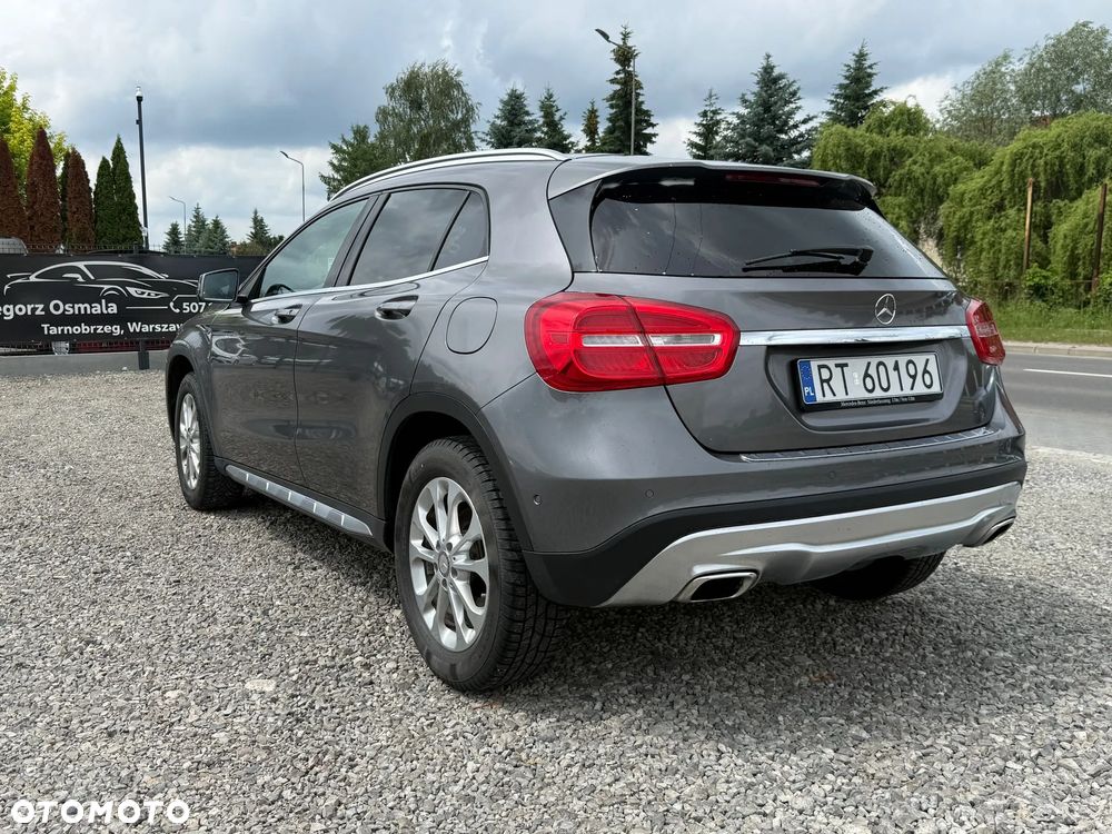 Mercedes-Benz GLA 200 7G-DCT Activity Edition - 19