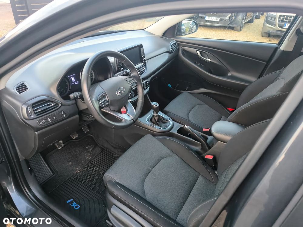 Hyundai i30 - 15