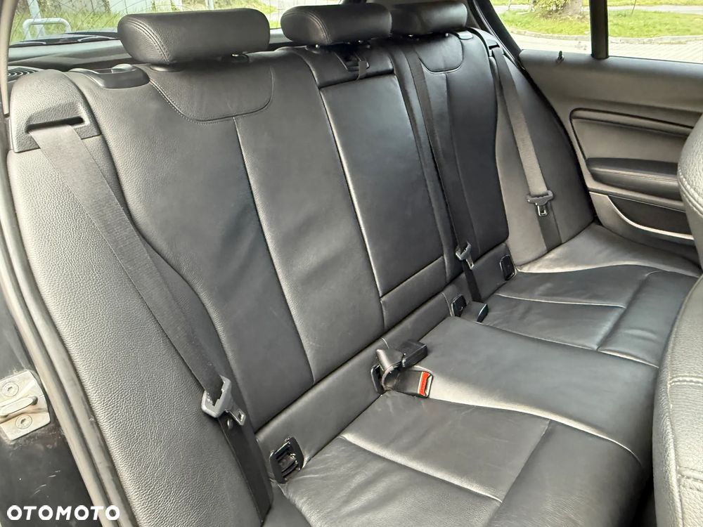 BMW Seria 1 118d - 28
