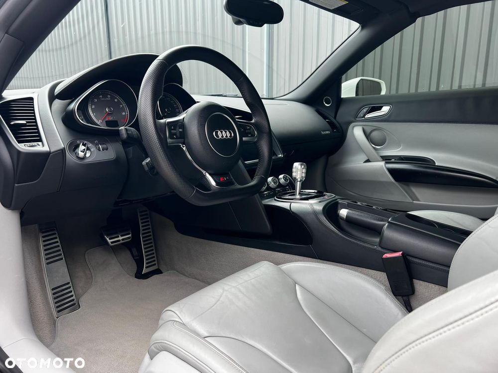 Audi R8 Spyder 4.2 Quattro S tronic - 19