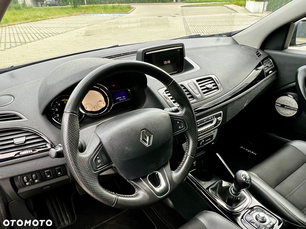 Renault Megane 1.6 dCi Energy Bose Edition - 10