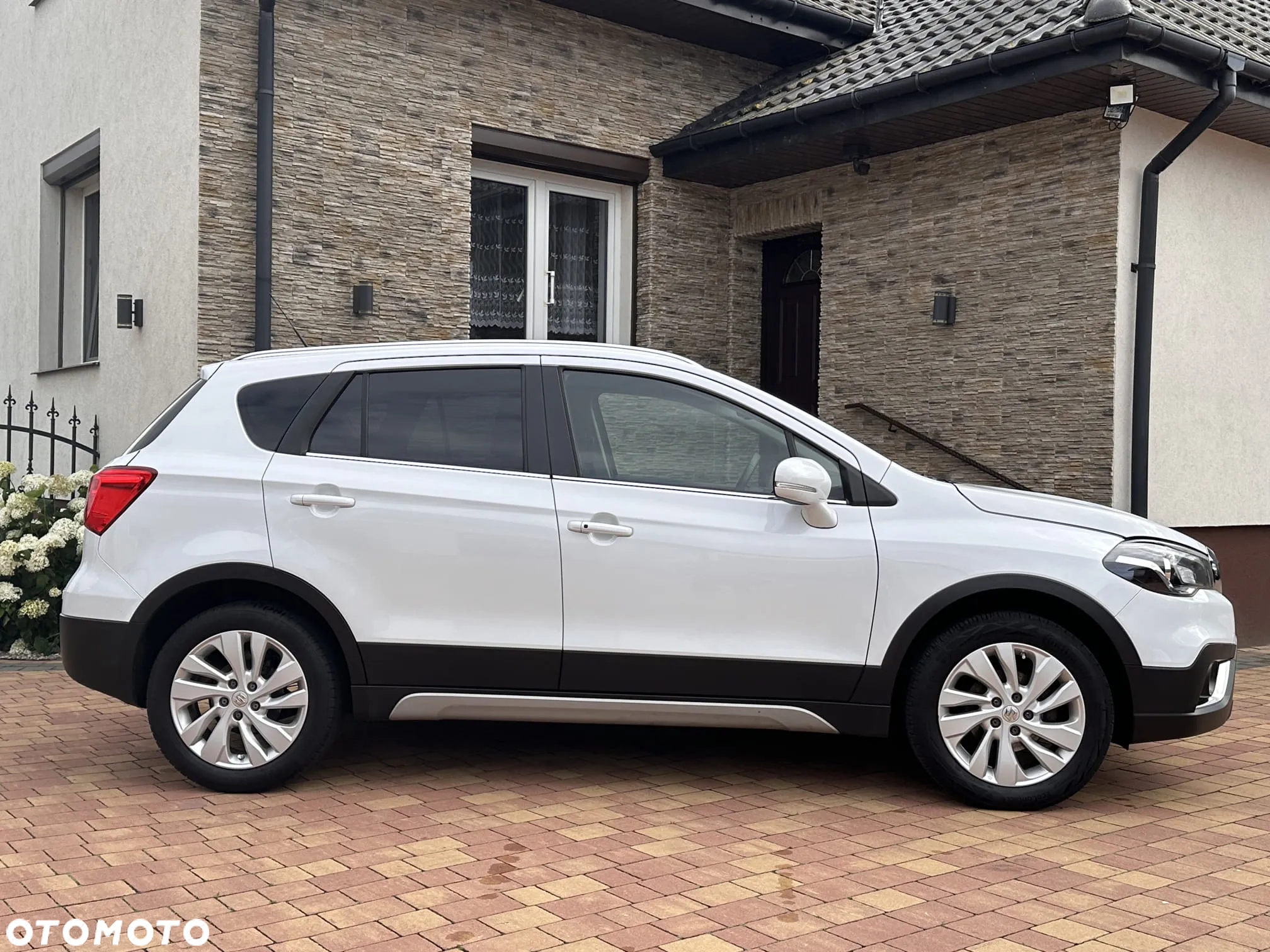 Suzuki SX4 S-Cross 1.4 SHVS Elegance SP - 8