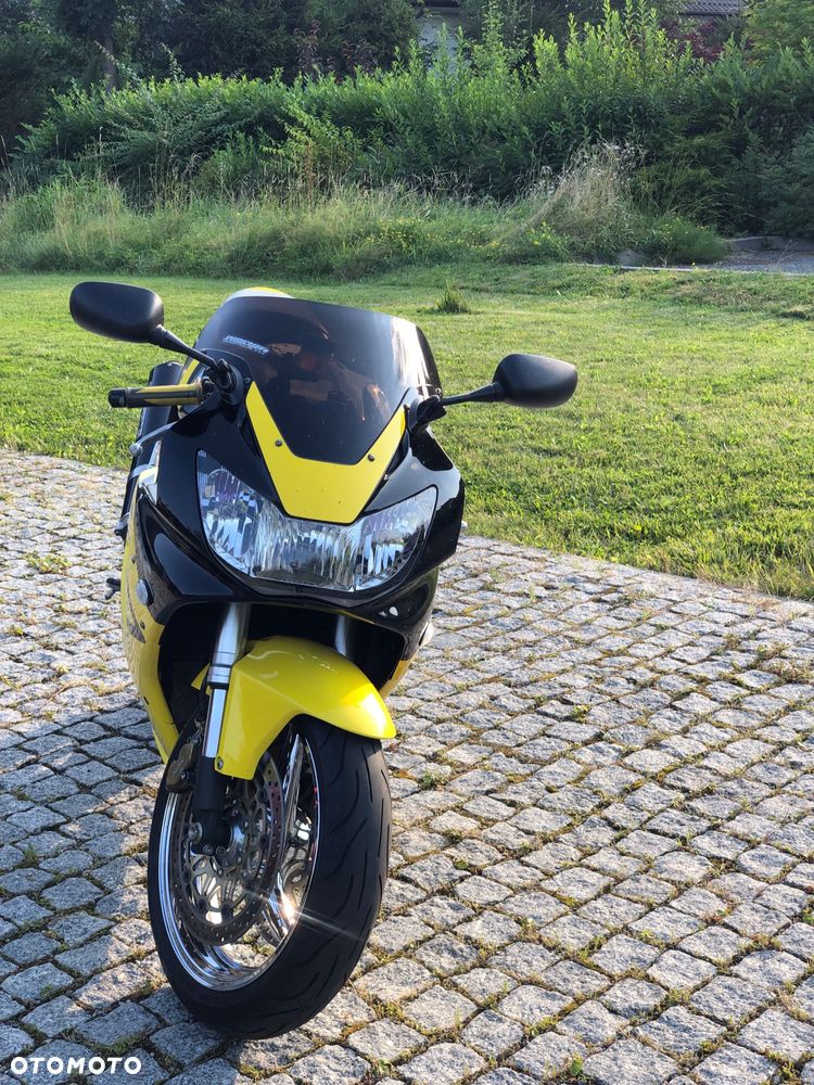 Honda CBR - 5
