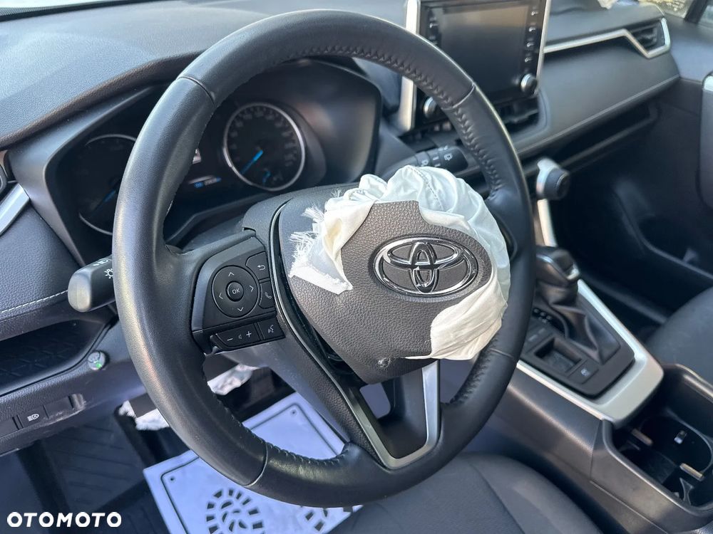 Toyota RAV4 - 21