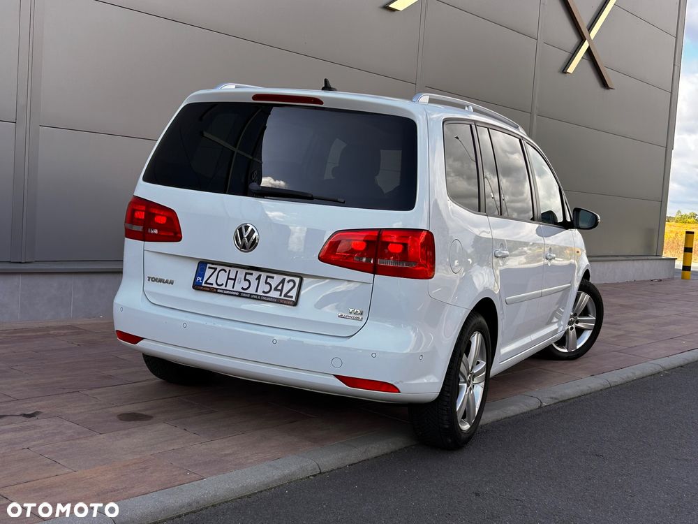 Volkswagen Touran 1.6 TDI DPF Highline - 19