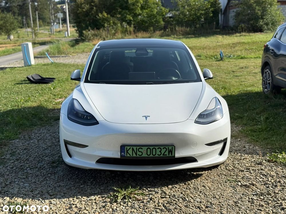 Tesla Model 3 - 2