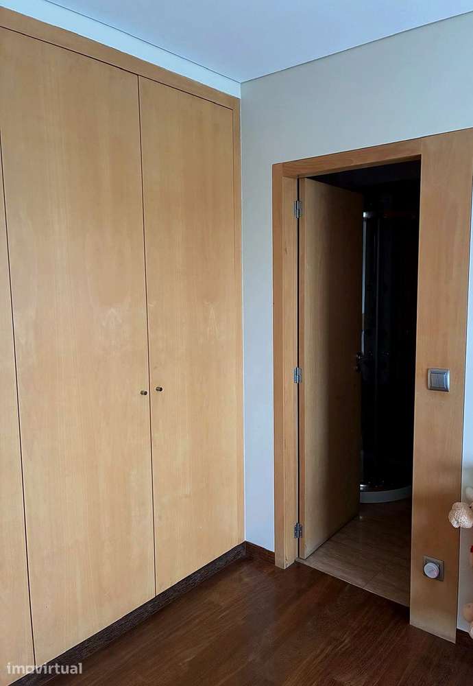 Excelente e moderno Apartamento T3, com boas áreas e bem localizado - Grande imagem: 3/12