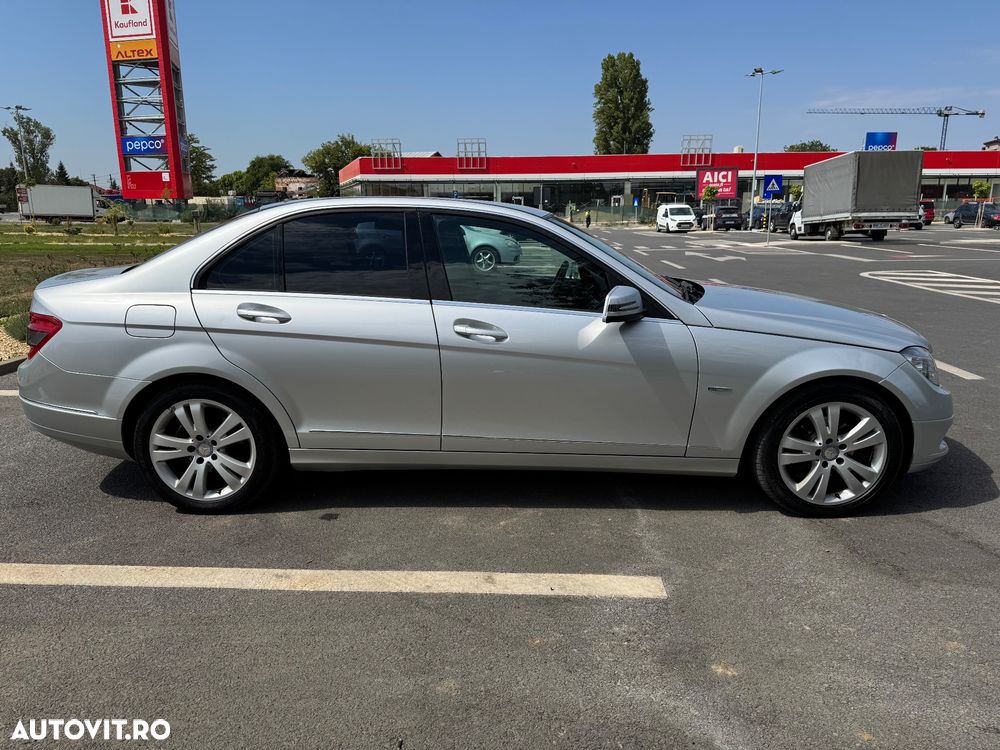 Mercedes-Benz C 200 CDI DPF (BlueEFFICIENCY) Avantgarde - 4